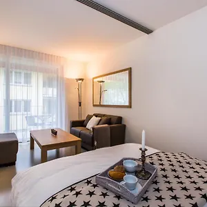 Nest - Neptun Studio At Seefeld Zúrich